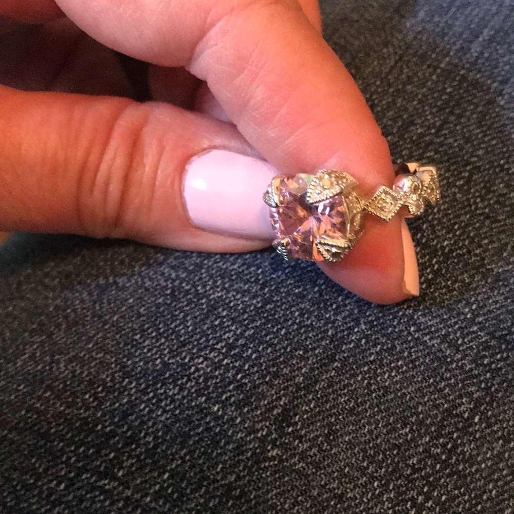 Pink stone ring - Picture 3 of 3